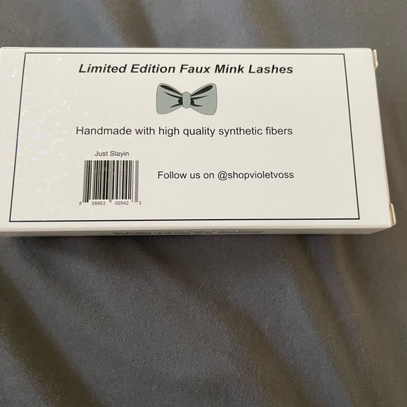 Violet Voss faux lashes in Just Slayin, NIB - Picture 2 of 3